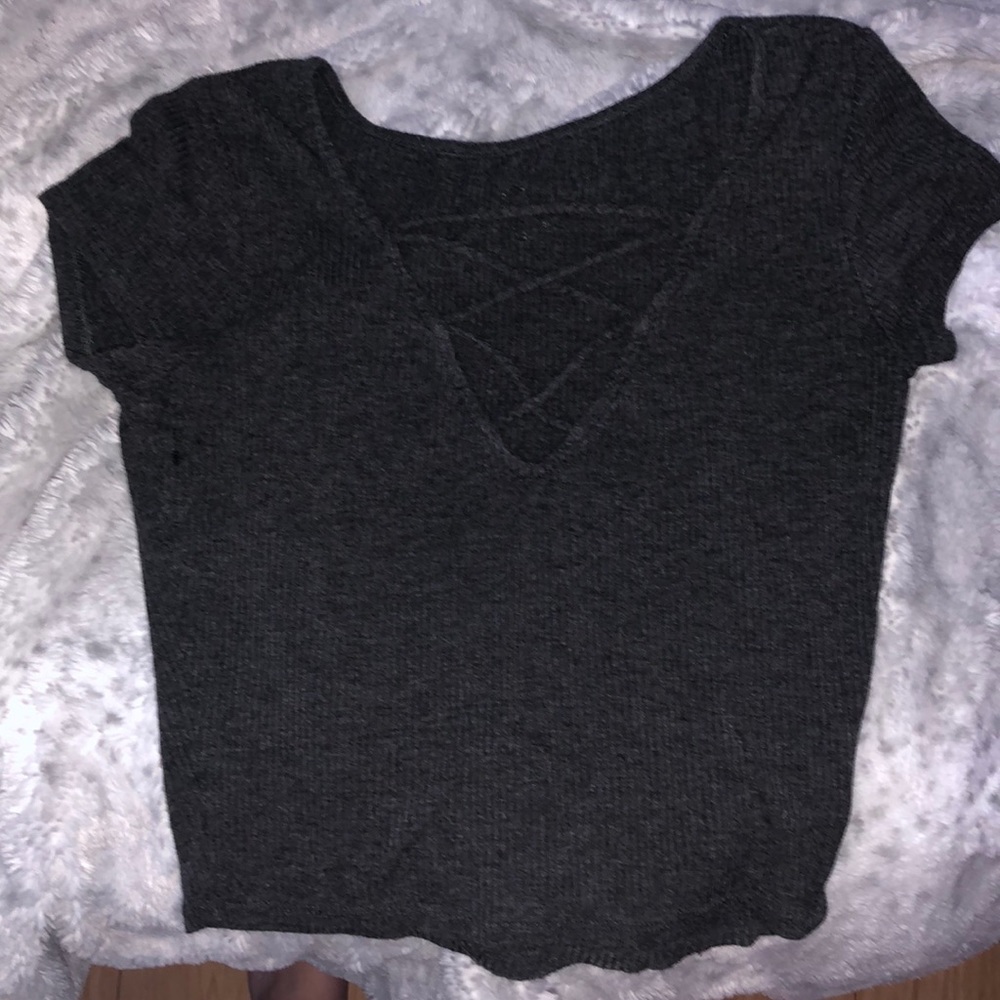 V neck- crop top black forever 21